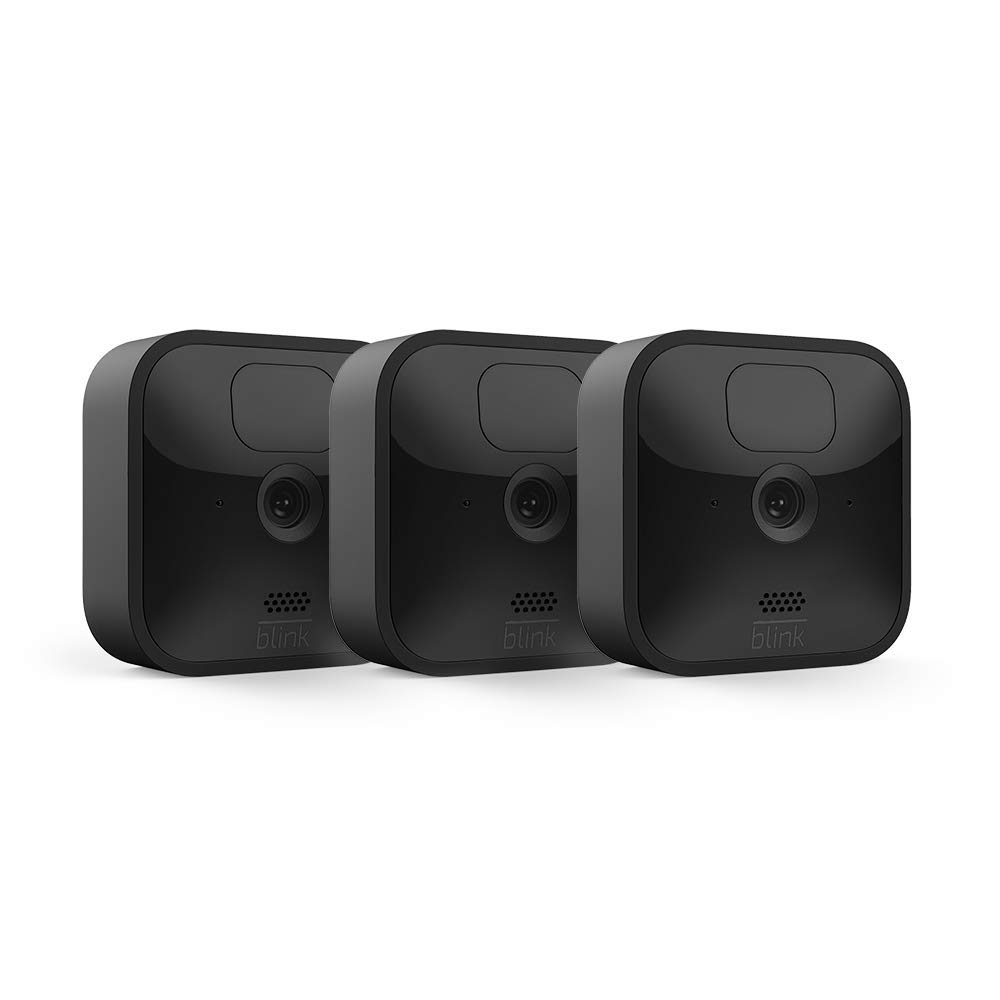 CAMARA DE SEGURIDAD INALAMBRICA WIFI | SISTEMA DE 3 CAMARAS | RESOLUCIÓN DE GRABADO EN 1080P | 30 FPS | RESISTENTE A LA INTEMPERIE | VISION NOCTURNA EN HD | SISTEMA DE AUDIO BIDIRECCIONAL CON MICROFONO Y CORNETA | DETECCIÓN DE MOVIMIENTO | INCLUYE 1 MODULO DE SINCRONIZACIÓN | 6 BATERIAS DE LITIO AA 1.5V CON 2 AÑOS DE VIDA UTIL | 3 KITS DE MONTAJE PARA INSTALACIÓN | 1 CABLE USB | 1 ADAPTADOR DE PODER | MARCA BLINK